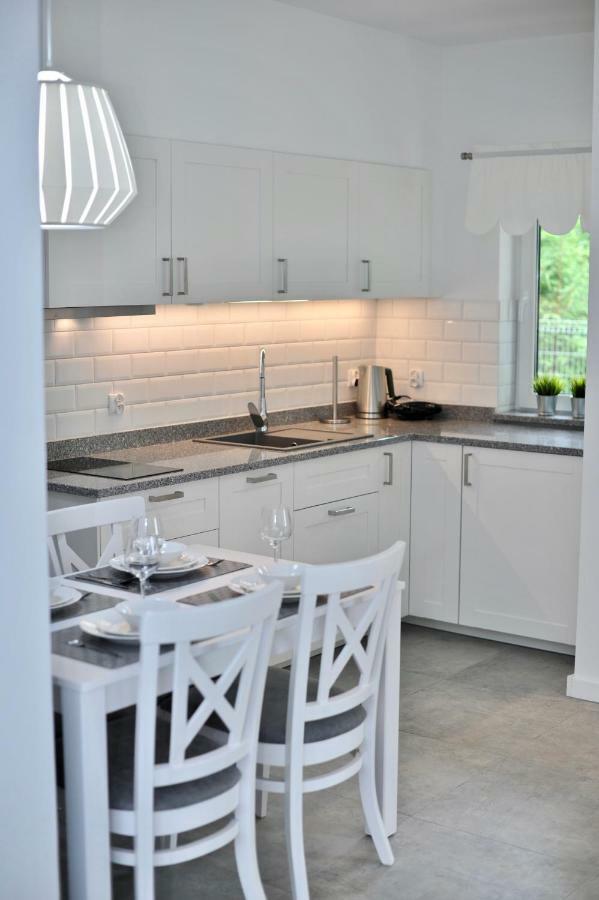 Apartamenty Porto Eli Рови Екстериор снимка