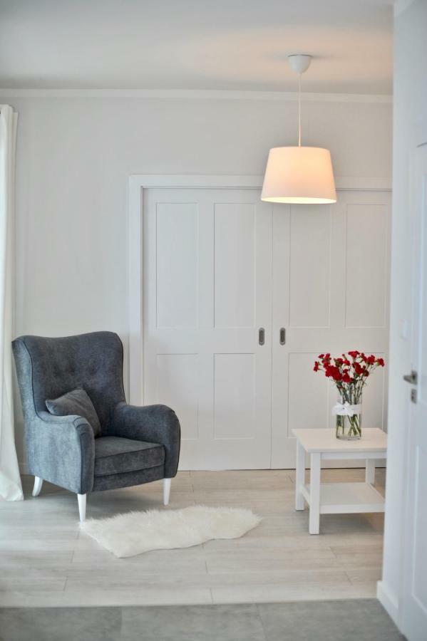 Apartamenty Porto Eli Рови Екстериор снимка